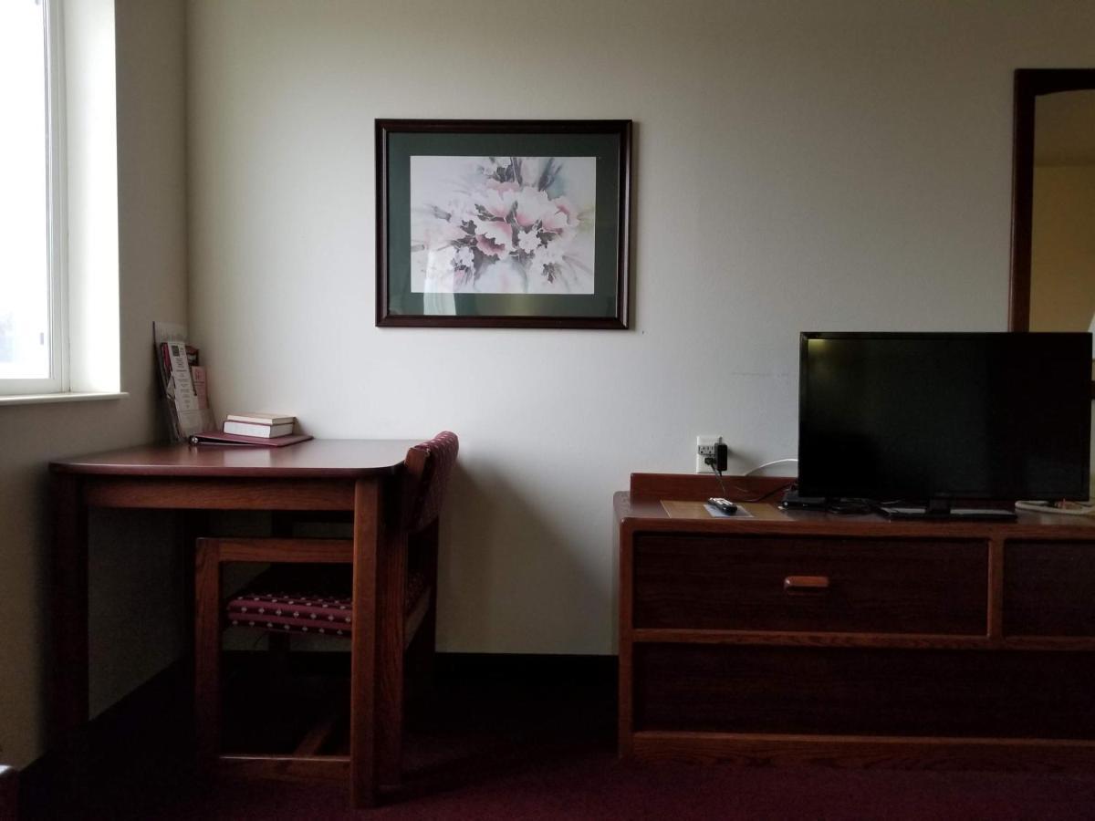 Bilmar Inn & Suites Dell Rapids Экстерьер фото