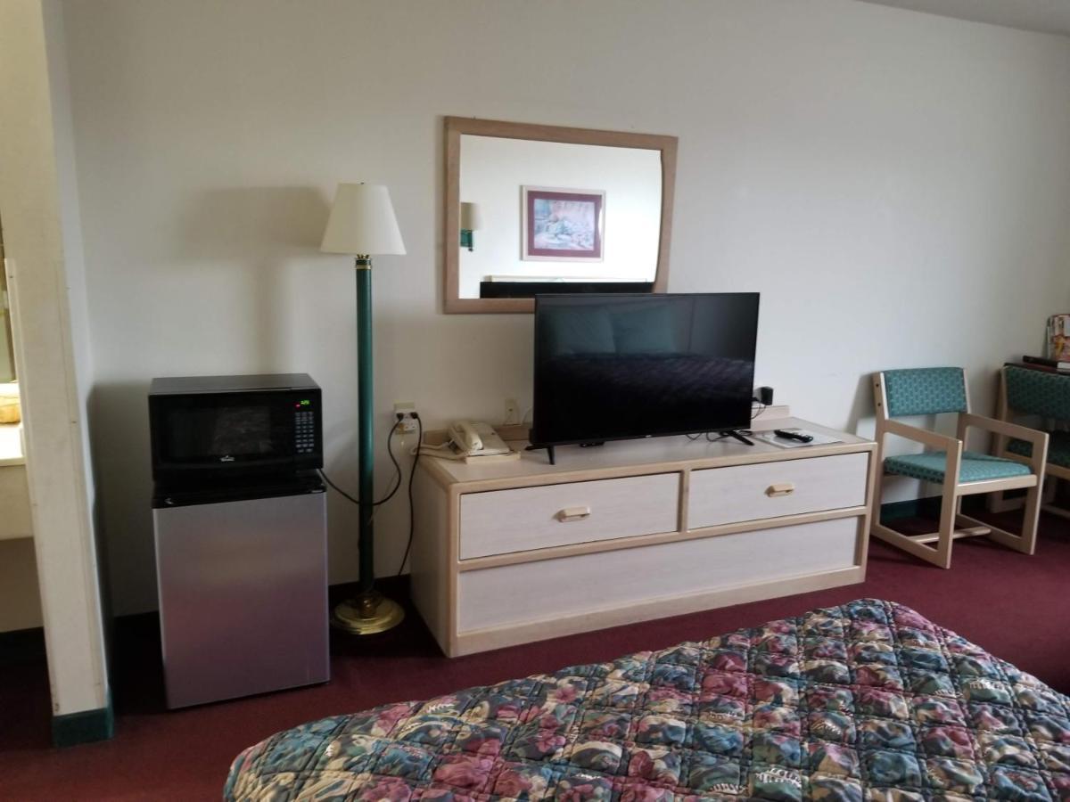 Bilmar Inn & Suites Dell Rapids Экстерьер фото