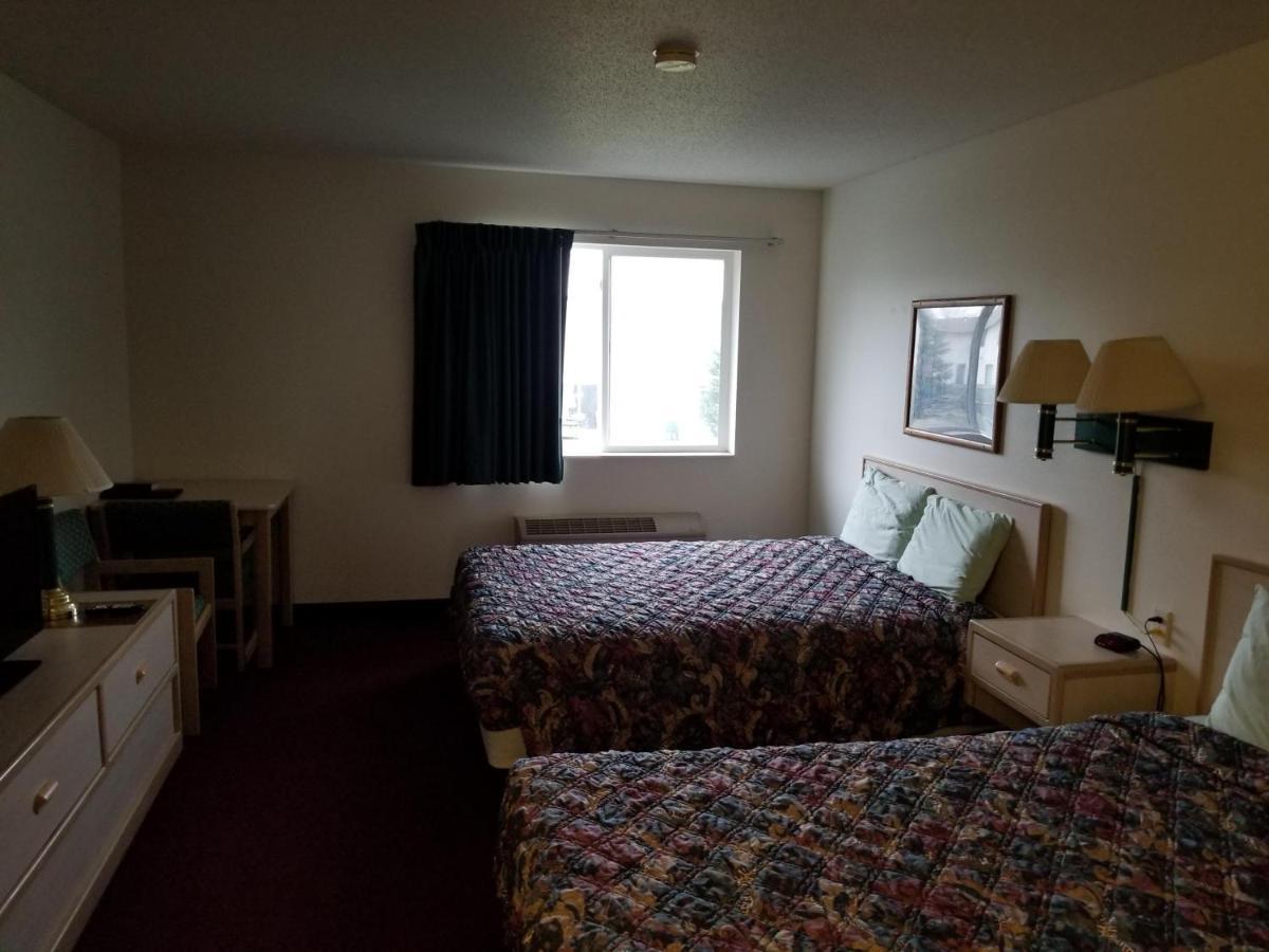 Bilmar Inn & Suites Dell Rapids Экстерьер фото